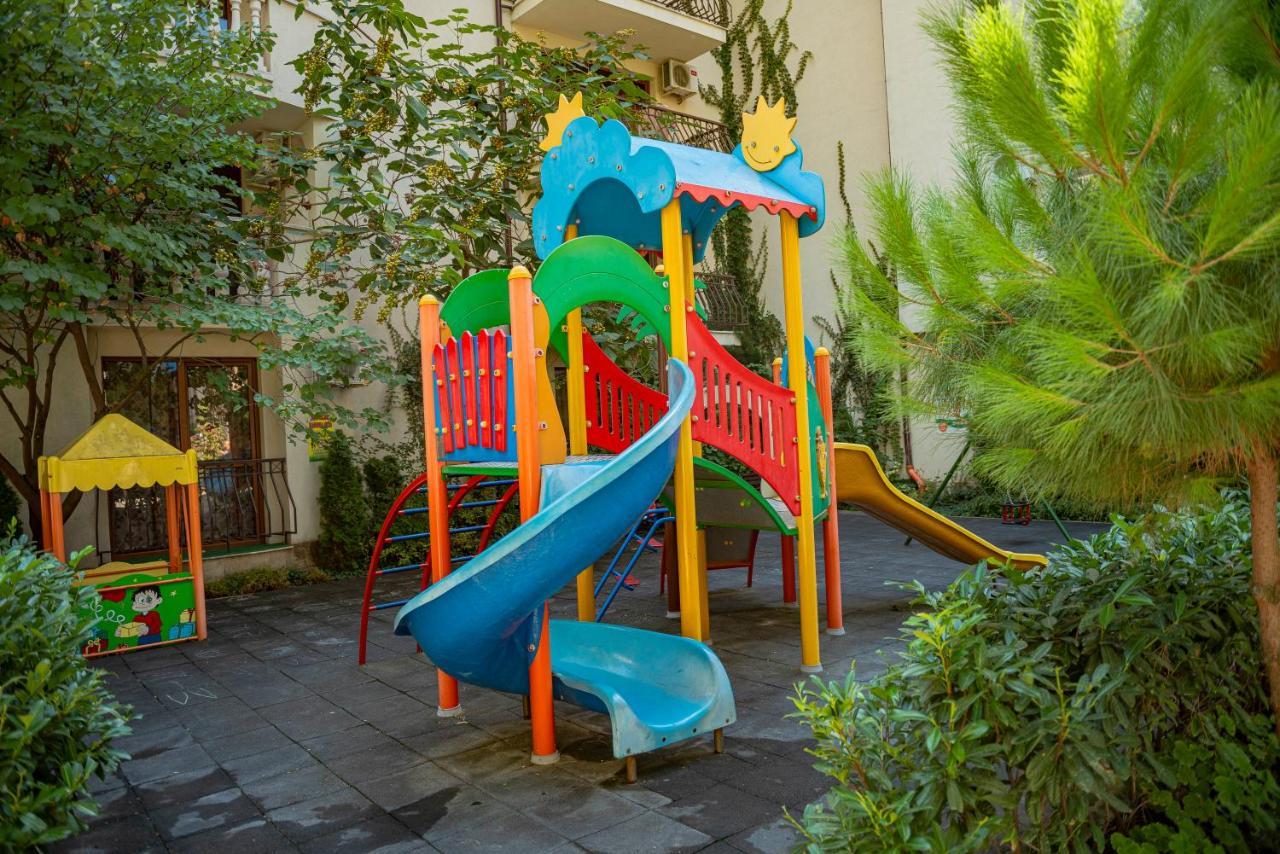 Menada Apartments In Cascadas Sunny Beach Exterior photo