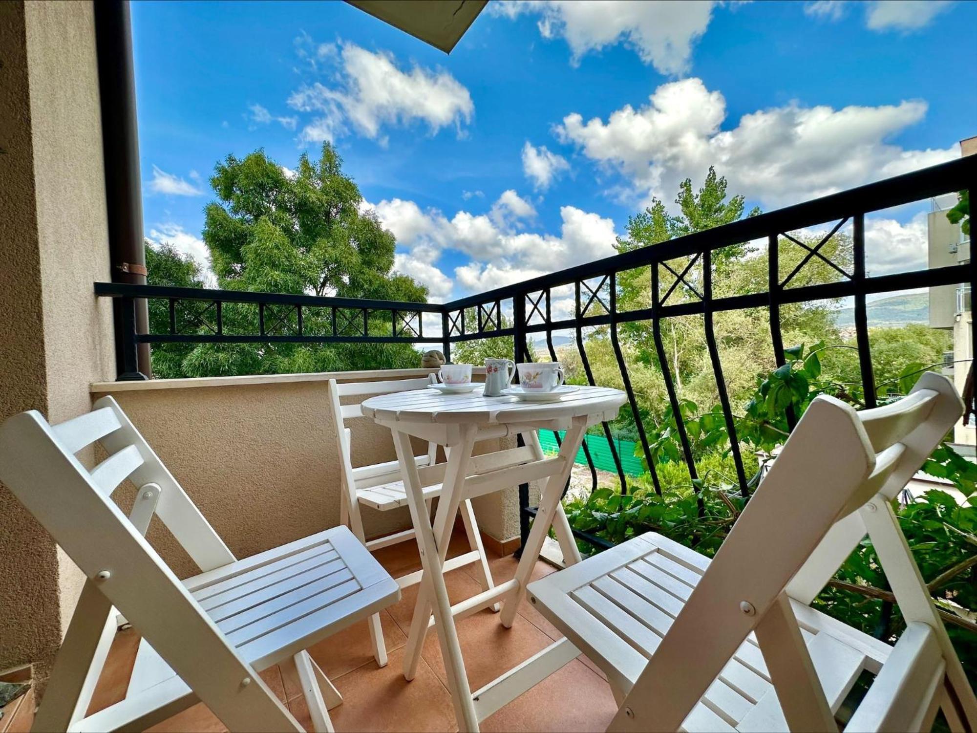 Menada Apartments In Cascadas Sunny Beach Room photo